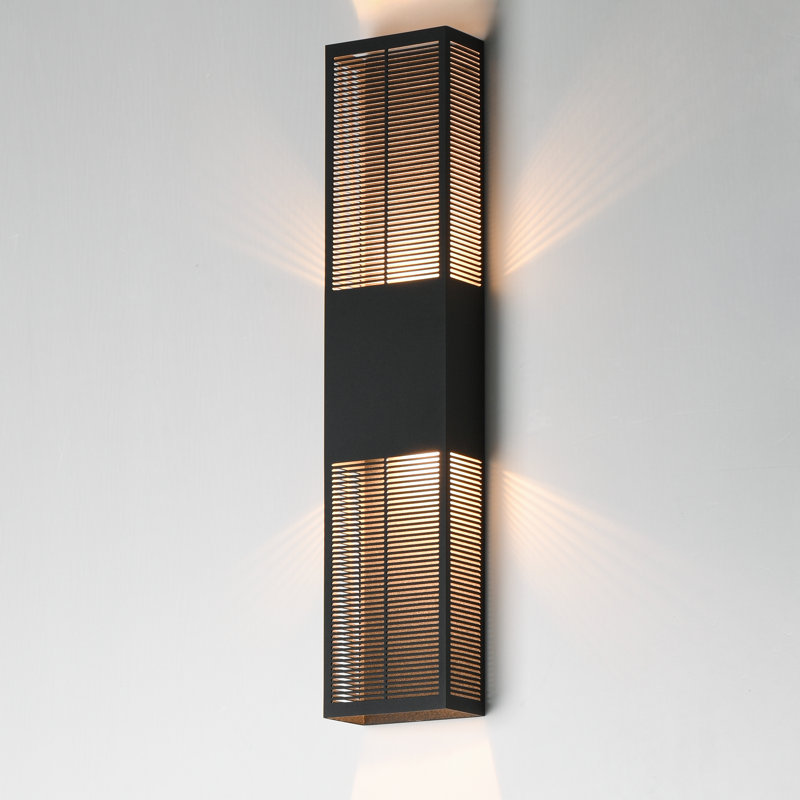 Grille-Fixation murale d'extérieur, H 30 po x l 6,25 po x P 3,25 po, Noir