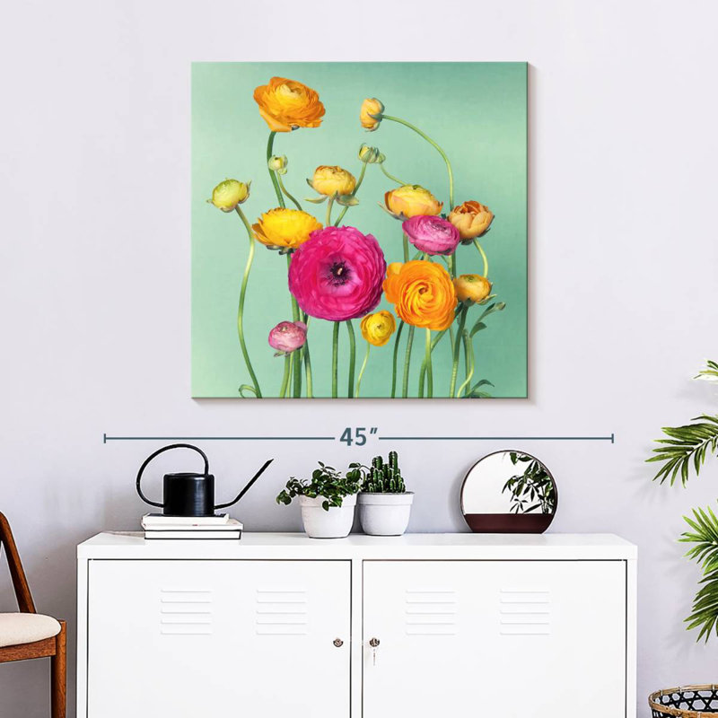 Harnek Ranunculus Flower Bouquet, 30" H x 30" W