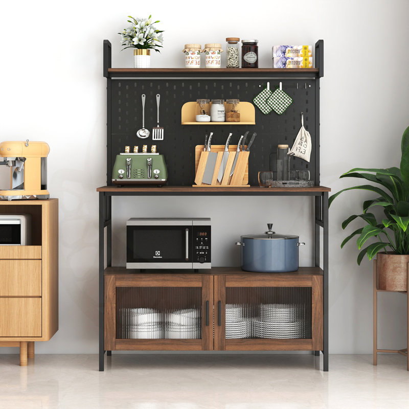 Support de boulanger de cuisine durable avec porte, support pour micro-ondes et panneau perforé pour les petits espaces, maximisant le rangement et le style