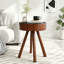 Petite table ronde pour les boissons-334203845-334203846