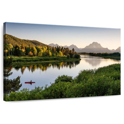Alvord Fisherman At Snake River