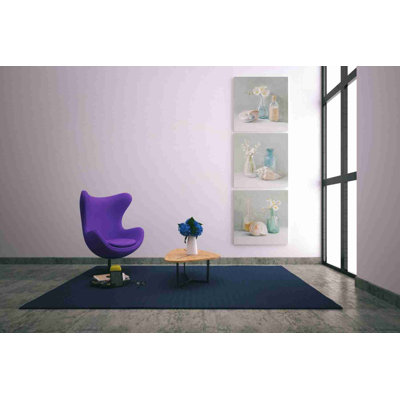 «Lily of the Valley Spa» par Danhui Nai, art mural sur toile