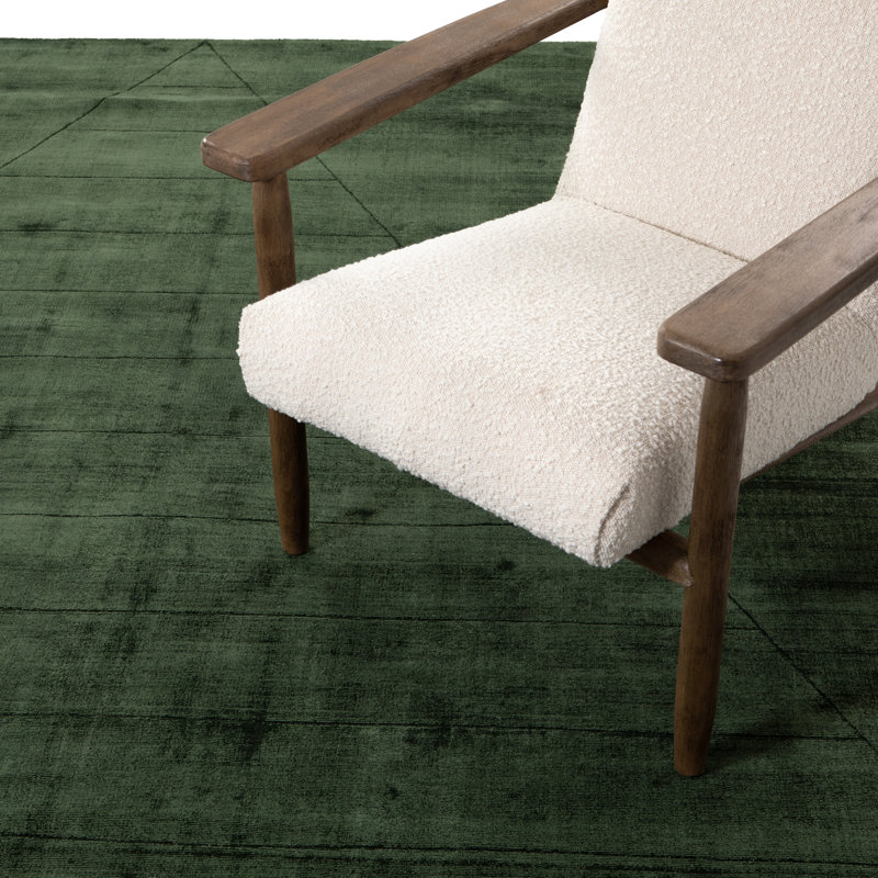 Sadzi Hand Knotted Area Rug in Green, Rectangle 5' x 8'