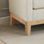 Banc de lit rembourré 66,34 po avec cadre en bois naturel et coussins décoratifs ivoire Boucle