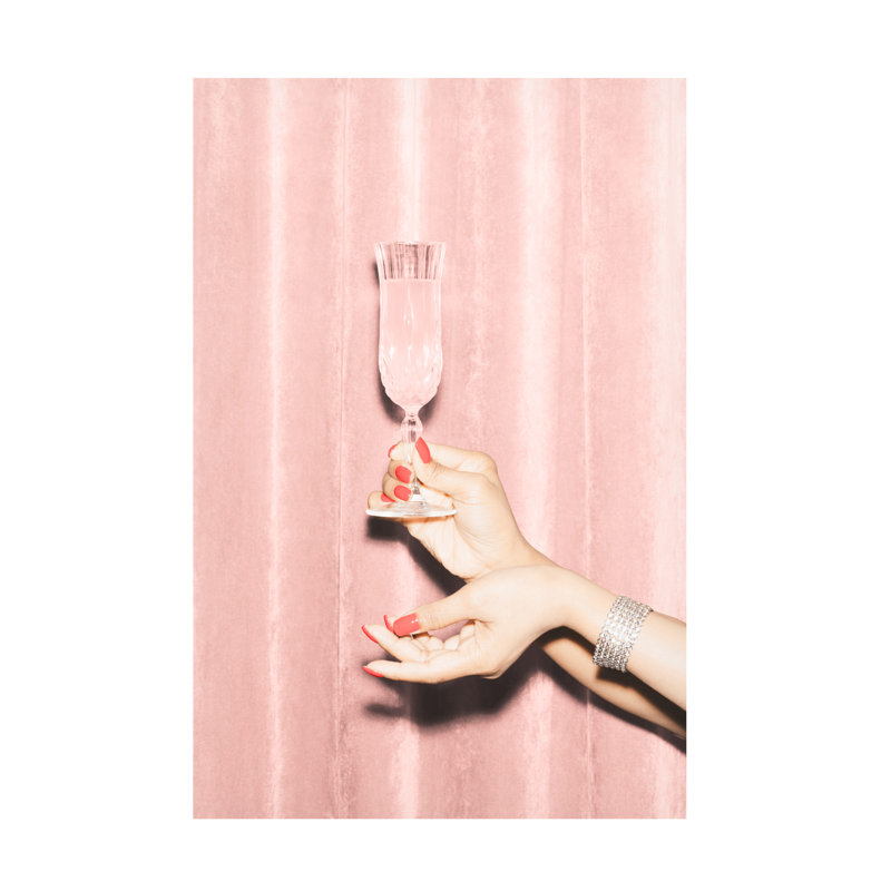 «Heres to Pink 01» par 1x Studio III - photographie sur toile tendue, H 19 po x l 12 po x P 2 po