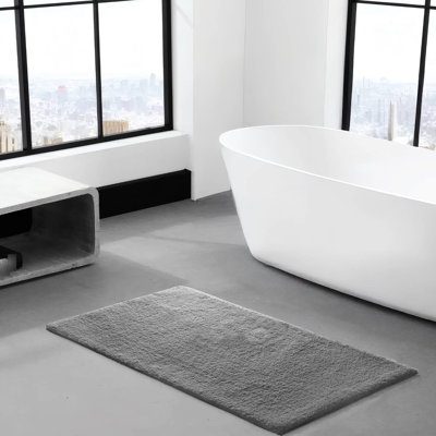 Tapis pour salle de bain 24 po x 40 po à poils longs de couleur guimauve avec microfibre à séchage rapide et absorbant doux, envers antidérapant, hauteur 0,74 po, gris, tapis absorbant de qualité spa lavable à la machine, velours résilient,