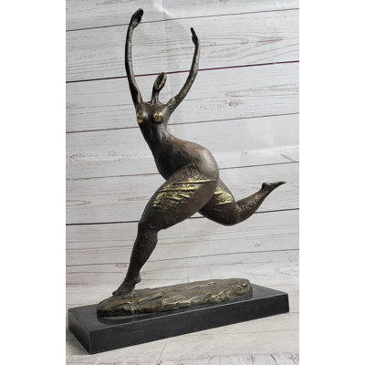 Tanzy Figurines & Sculptures