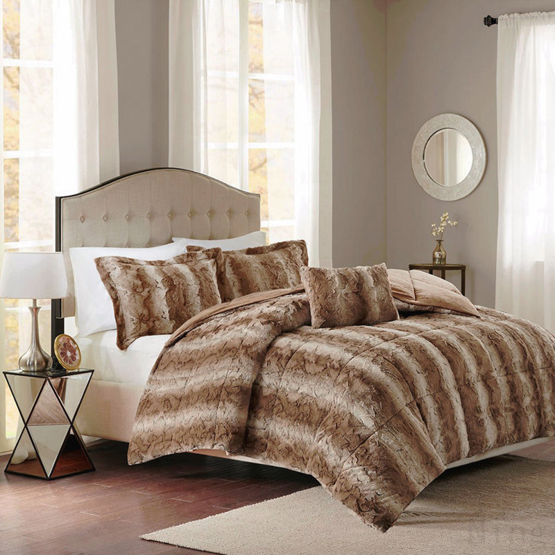 Full 4PC Faux Fur Comforter Set, Full / Double Comforter + 3 Additional Pieces, Brown Abstract