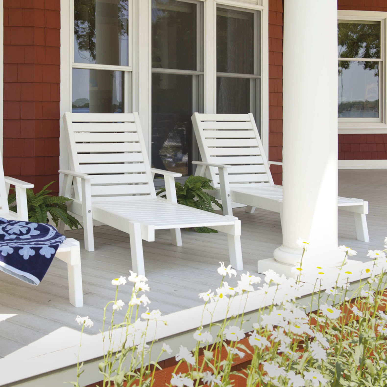 POLYWOOD® Captain 28" Patio Chaise Lounge, White