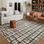 Tapis noir / ivoire en jute / sisal / laine touffeté à la main Chris x Loloi Polly par Chris Loves-63701948