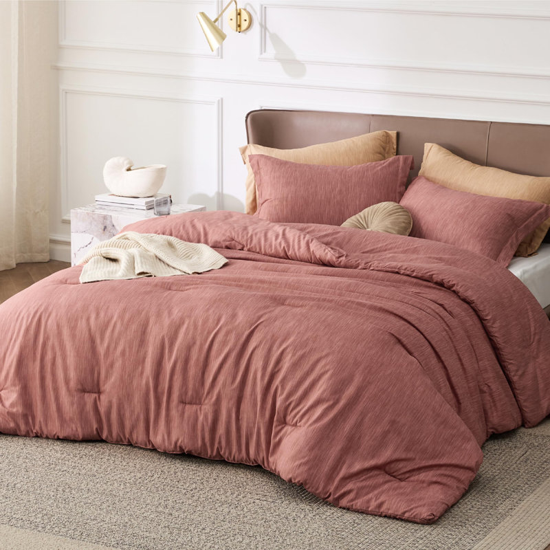 Bedsure Cationic Dyed Printed Comforter Set, Cal King Comforter + 2 King Shams, Pink Clay