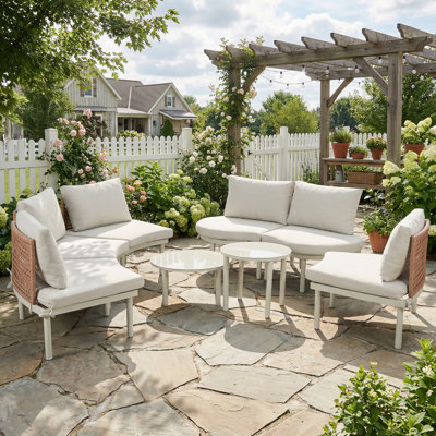 Ensemble de patio 8 pièces en osier PE avec 2 tables basses et coussins