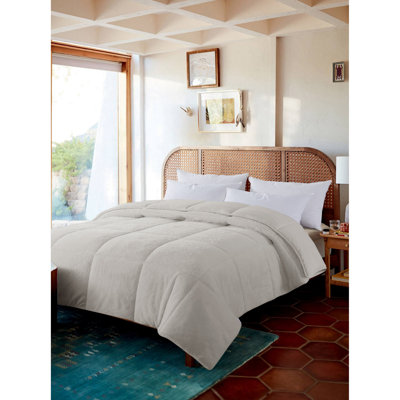 Cozy Down Alternative Reversible Comforter Box Stitch Comforter