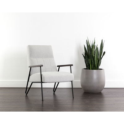 Chaise longue de 24,25 po conforme à CAL117 - Gris