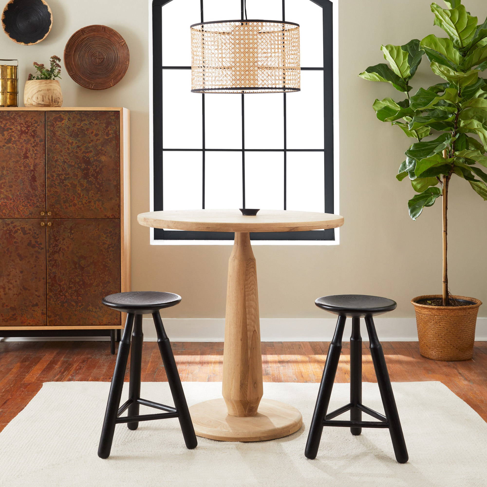 36'' Round Dining Table