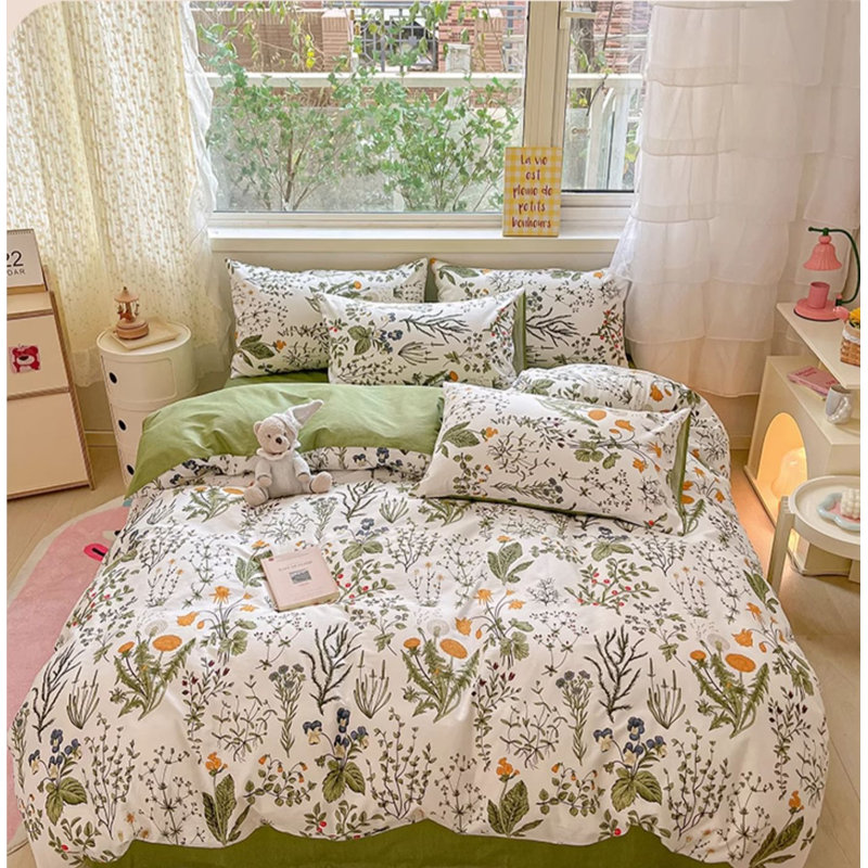 Floral Comforter Set Botanical Flower Bedding Set, Queen Comforter + 2 Standard Pillowcases, White Green Floral