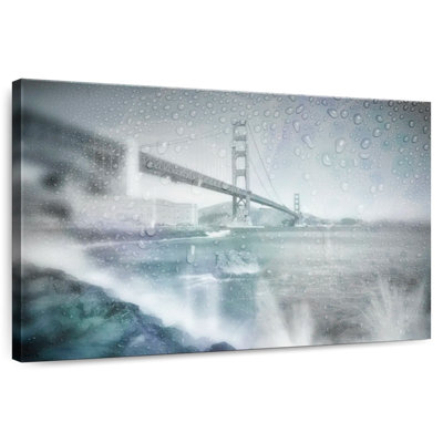 Lilie Gate Bridge Rainy Day