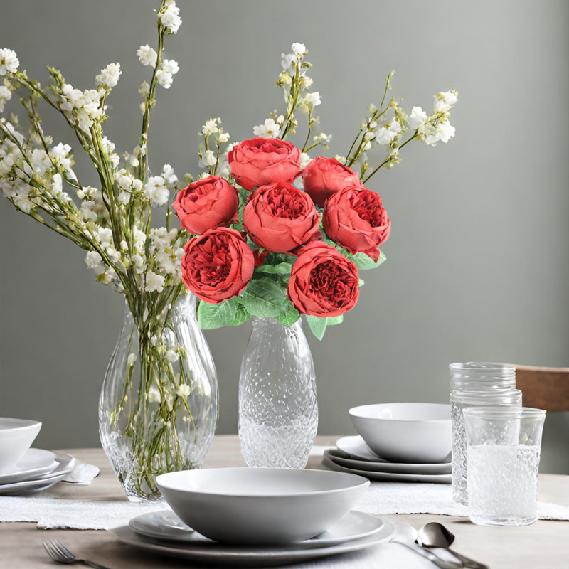 Buisson de roses en pleine floraison, Rouge