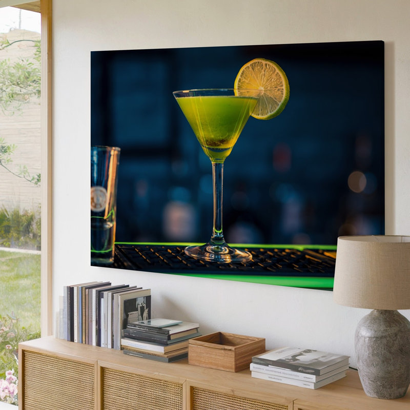 Toile «A Vibrant Green Cocktail», une surface brillante scintillante sous un doux art mural, H 20 po x l 20 po