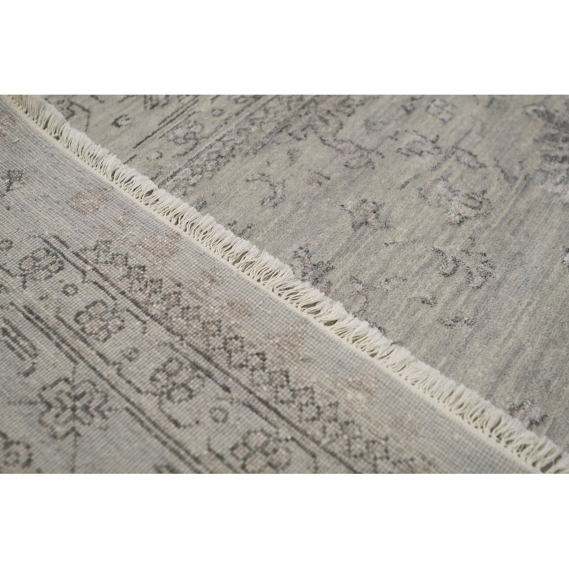 Tapis gris et argent noué à la main de haute qualité