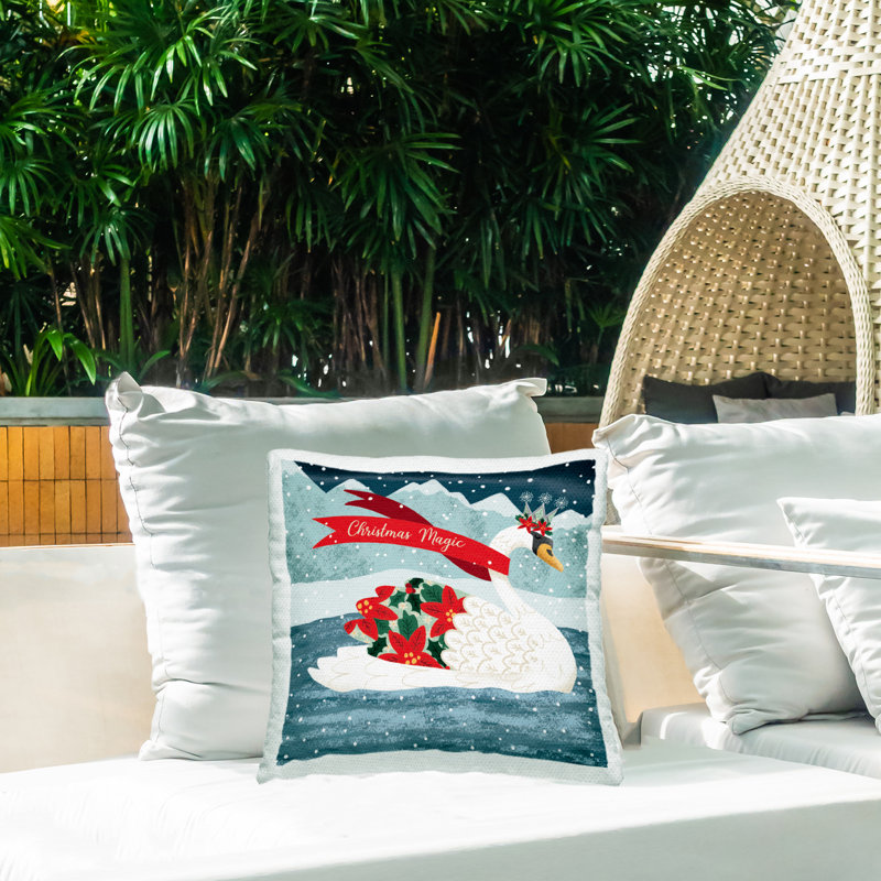 Coussin extérieur Christmas Magic Enchanted Swan, imprimé par Jilly Jack Designs