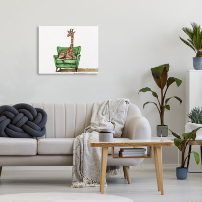Mignonne girafe sur toile de chaise verte, design par George Dyachenko