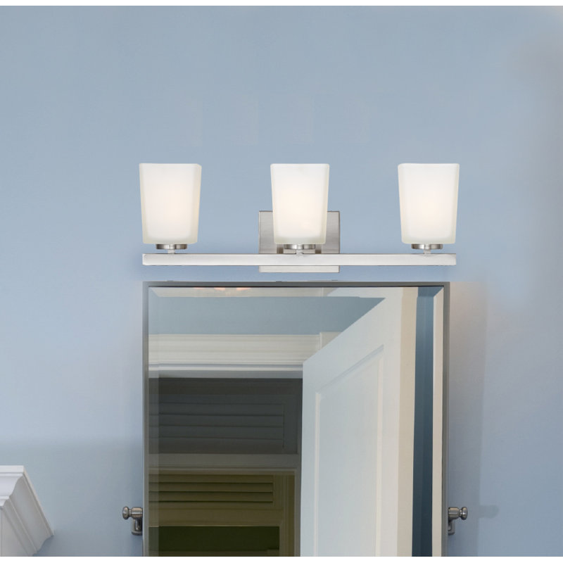 Éclairage pour salle de bain 3 lumières Cartwright, Nickel brossé