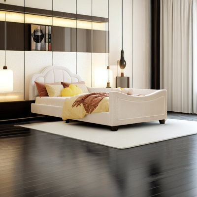 Iqra Upholstered Velvet Daybed