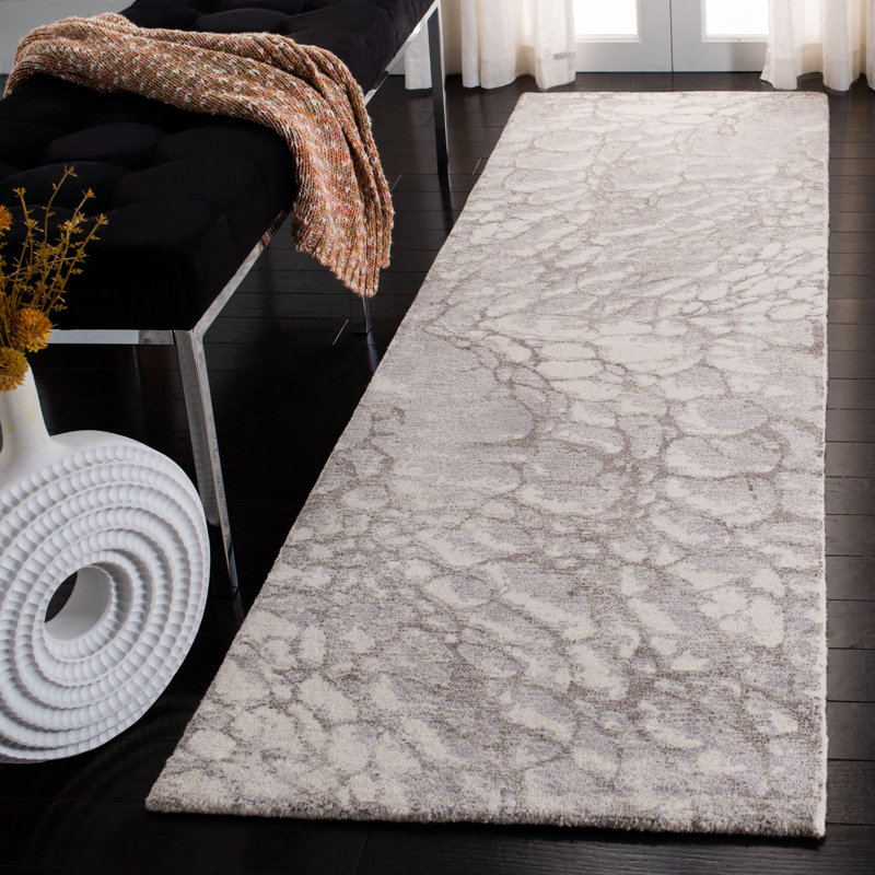 Tapis gris en laine / viscose touffeté à la main Layshia, Tapis de couloir 2 pi 3 po x 8 pi