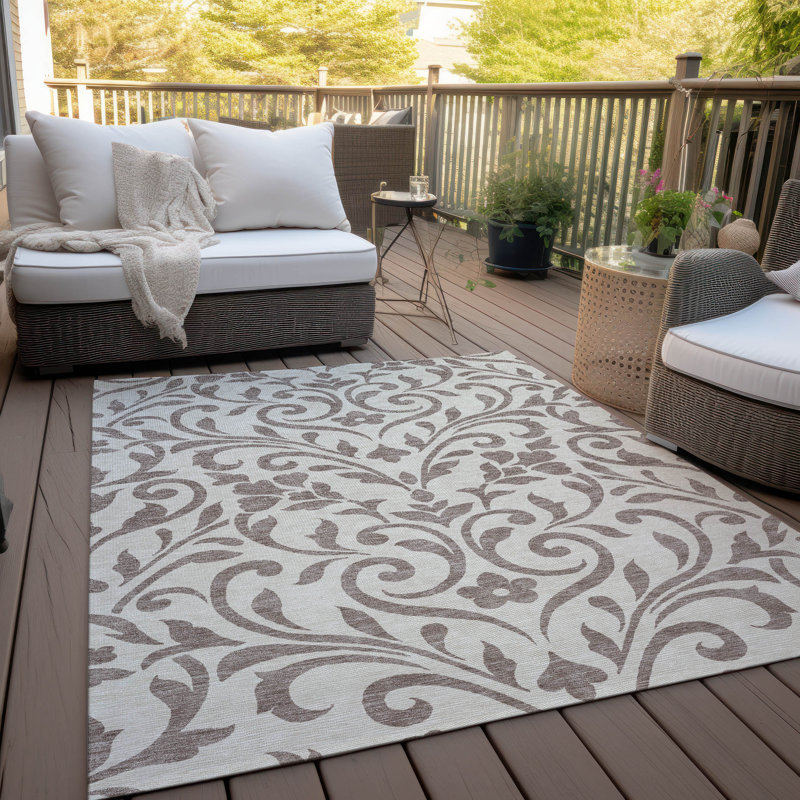 Malek Washable Floral Indoor / Outdoor Rug, Rectangle 10' x 14'