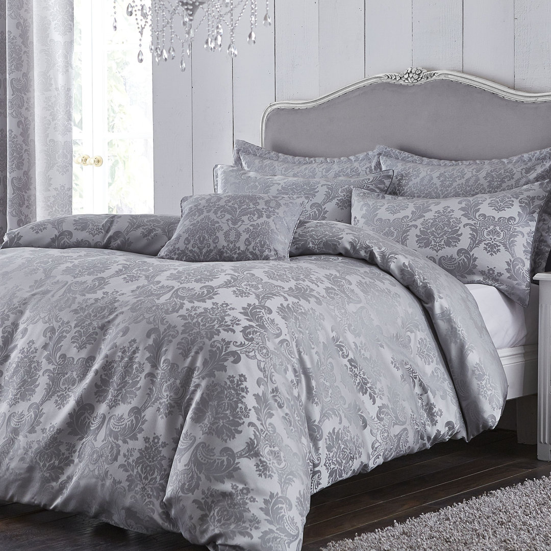 Damask Jacquard Duvet Cover Set with Pillowcases