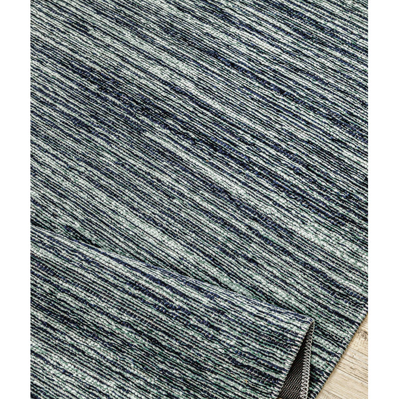 Tapis bleu uni en polyester noué à la main Evalyna, Rectangle 6 pi 7 po x 9 pi 6 po