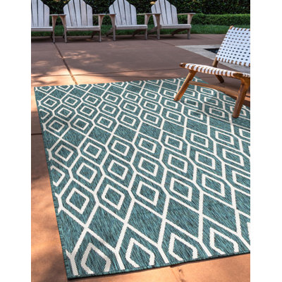 Geometric Indoor / Outdoor Area Rug