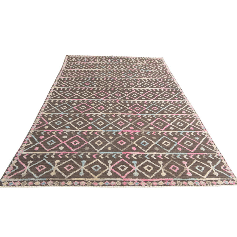 Tapis brun foncé Howard