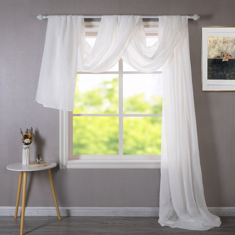 Écharpe de fenêtre transparente en maille Michel, L 52 po x L 256 po