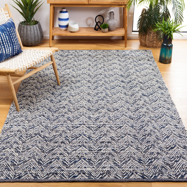 Cobb Kilim Hand Woven Wool Chevron Rug