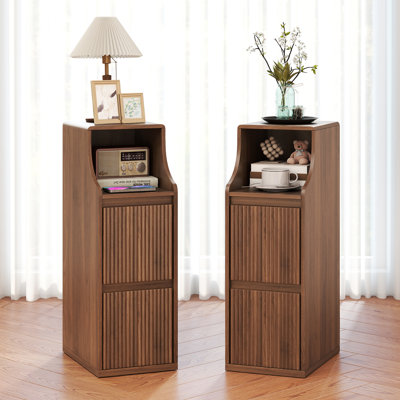 Ensemble de tables de bout cannelées de 27 po de hauteur avec 2 tiroirs, table de bout étroite Mid-Century moderne (ensemble de 2)
