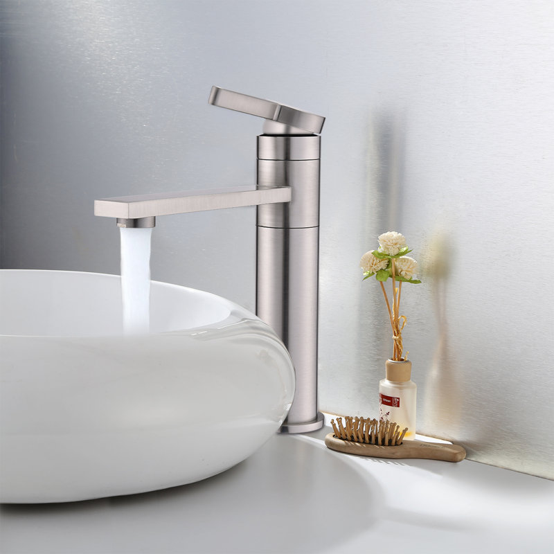 Single-Hole Single-handle Bathroom Faucet