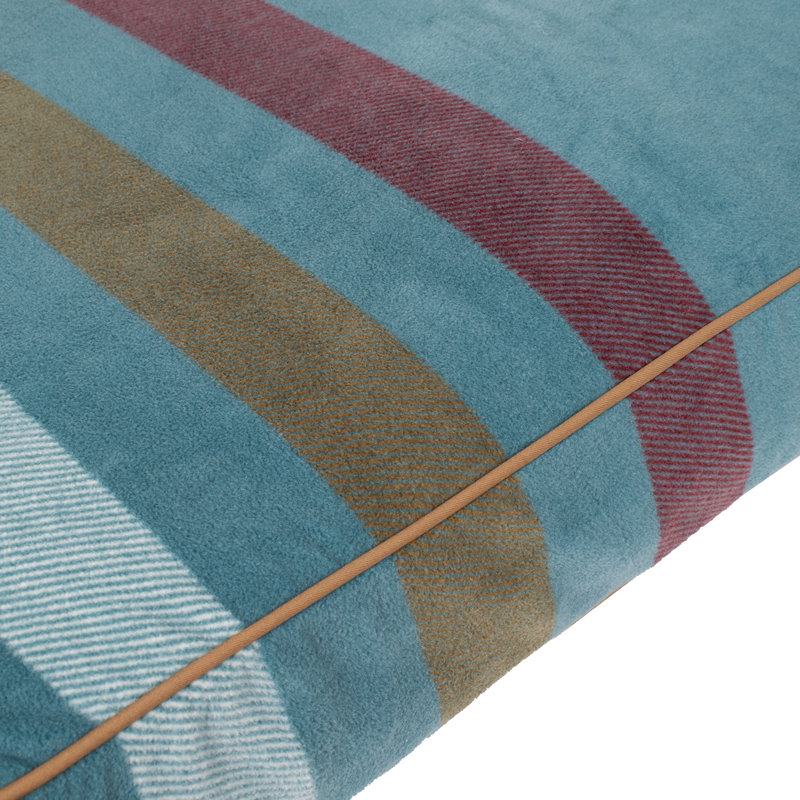 Pendleton Pet Napper, Cabin Stripe Shale, Small (28"w x 20"d x 4"h)