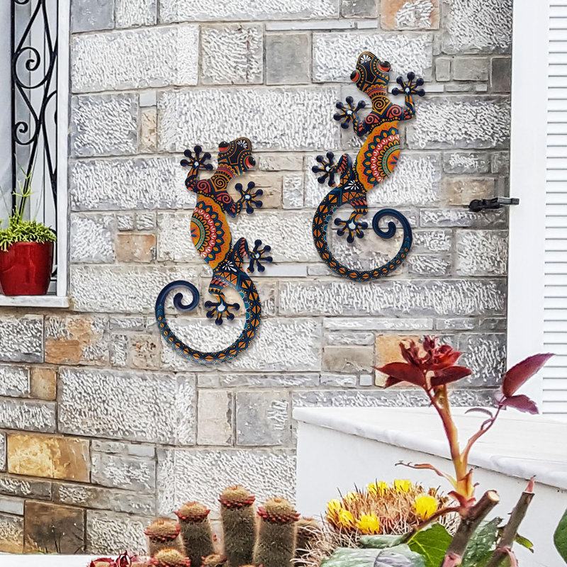 Wall Decor on Metal