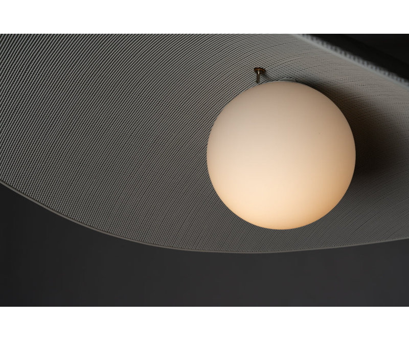 Luminaire suspendu 1 lumière Schema, H 5,5 po x l 31,5 po x P 24,5 po