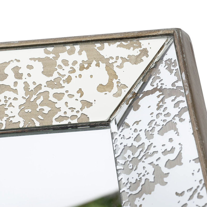 Miroir 24 po x argent antique avec décor floral, plateau de présentation décoratif, carré suspendu argenté Transforms Home, ornements décoratifs, améliore l'apparence, option