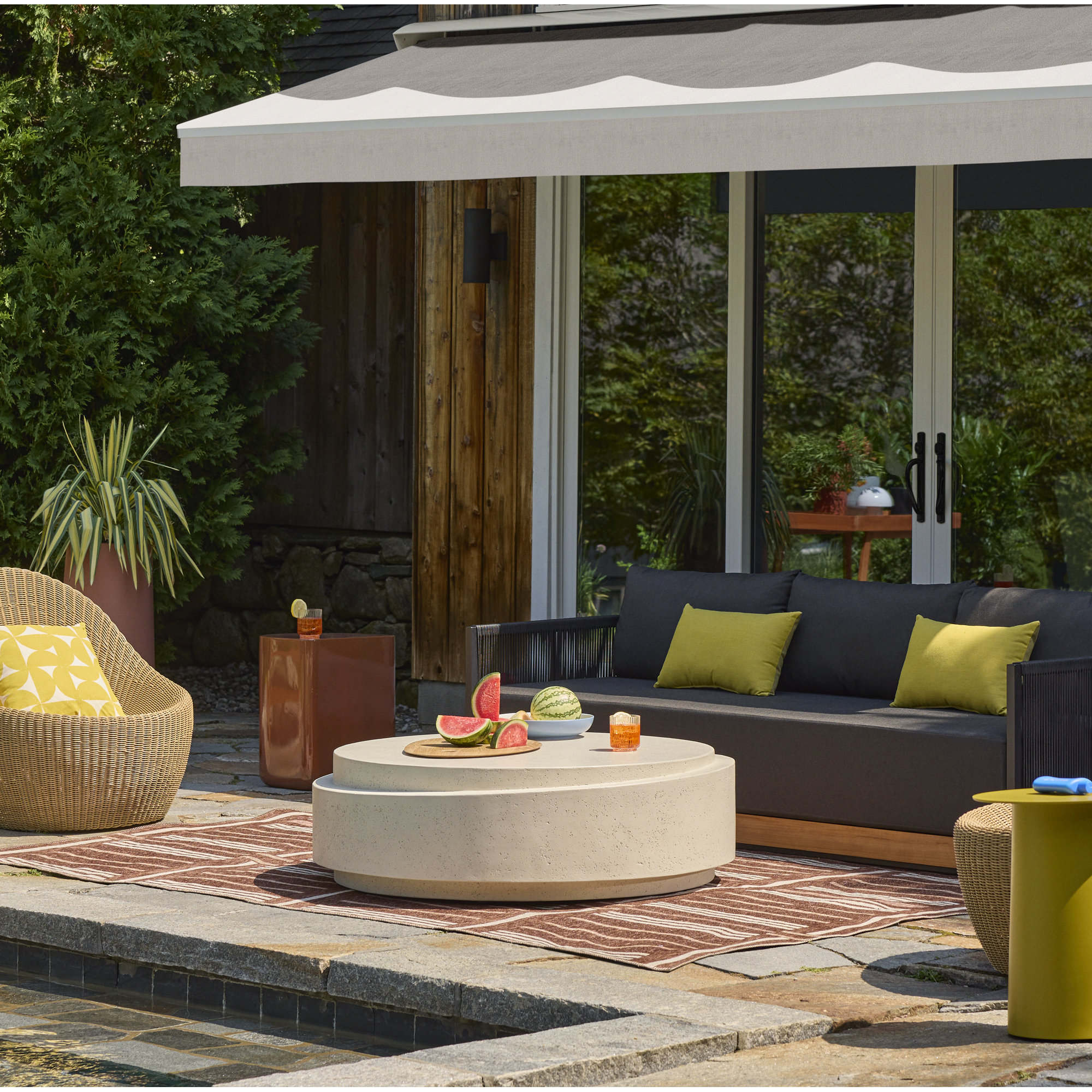 Anwil 48'' Stone Outdoor Coffee Table, White