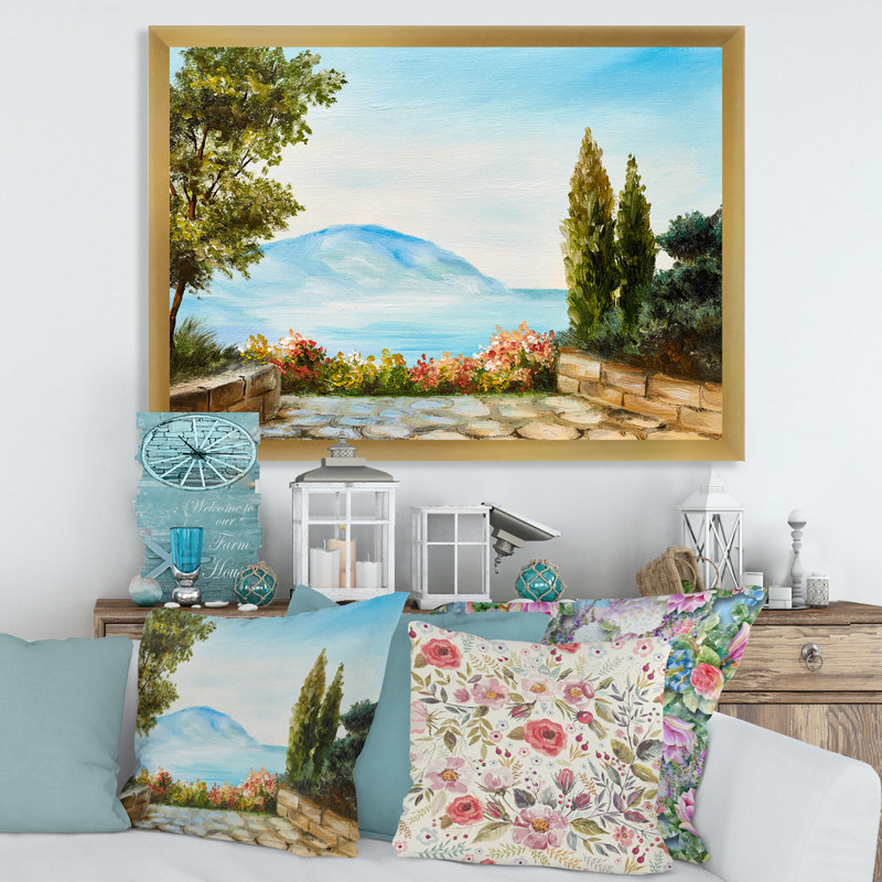 «Mountains View by the Sea Side» - Photographie de cadre photo sur toile, Encadrement doré, H 24 po x l 32 po x P 1 po