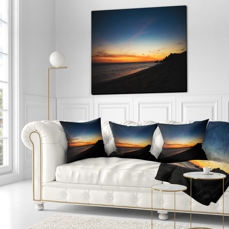 Coucher de soleil sur la plage à Cabo St.Lucas - Coussin à imprimé paysage, 18 po x 18 po, Coussin décoratif