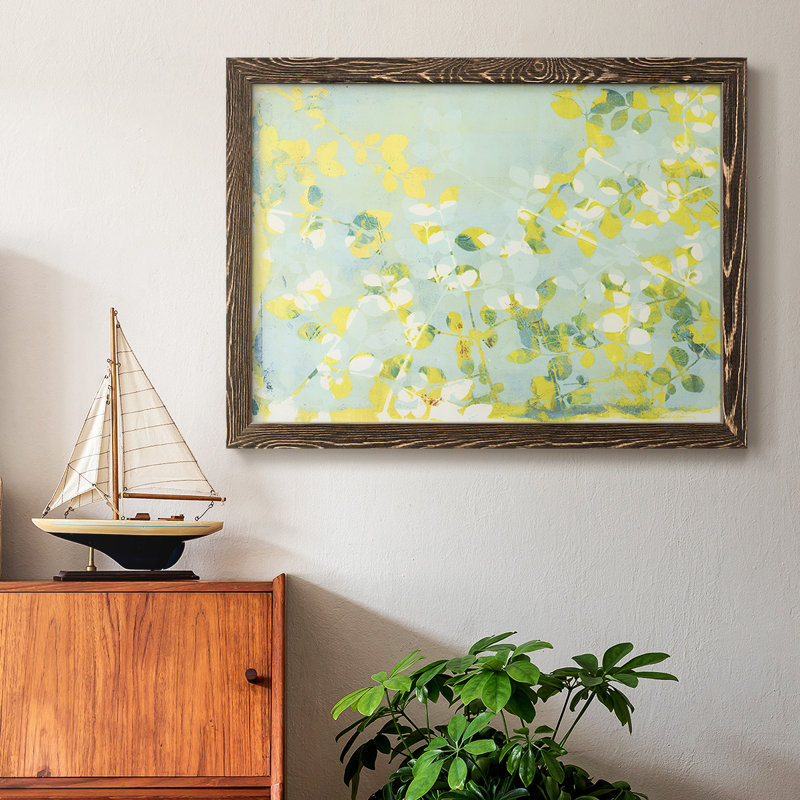 Lumière verte encadrée sur toile, Noyer, H 26 po x l 38 po x P 1,5 po