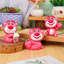 Mignon ours en forme de fraise, caricature de voiture, ornements de sculpture, statues, articles faits à la main, cadeaux de type C