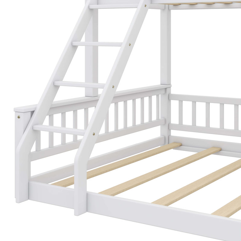 Lit superposé simple au-dessus de grand lit moderne avec échelle intégrée et garde-corps fiables, Blanc