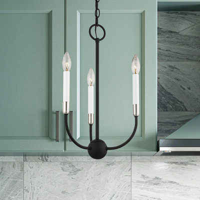 Lustre traditionnel / classique à 3 lumières de style bougie Balmers