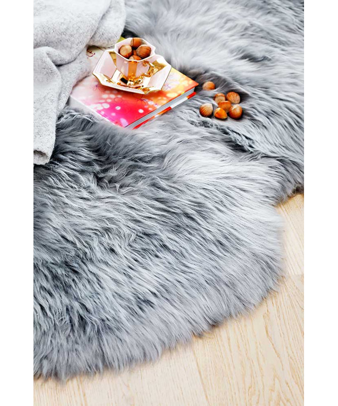 Leam Sheepskin Indoor Rug, Novelty 2' x 3'